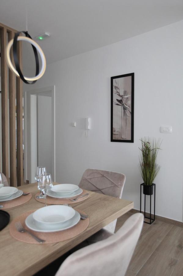 Apartment Sweet Dreams Trogir Exterior photo